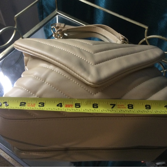 SOLD -Very Cute Quilted Purse. Crossbody or Shoulder. Great for work or weekend. - Picture 5 of 6